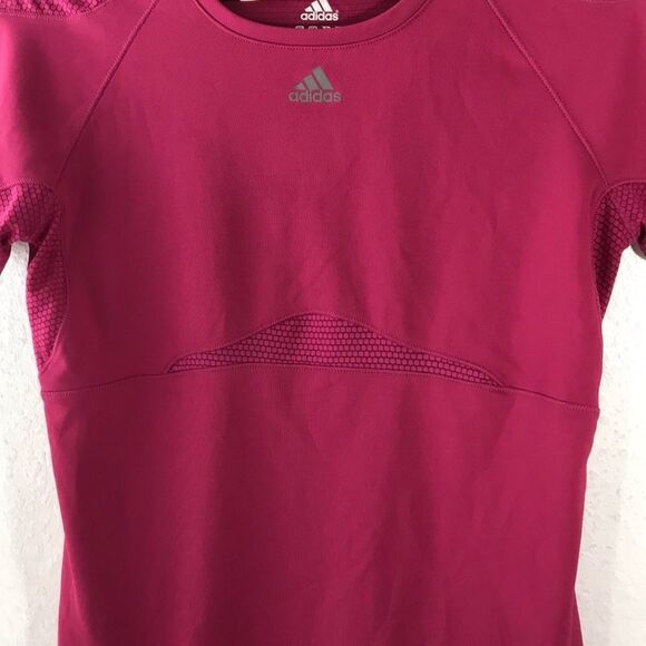 Adidas breathable t shirt‎ - Picture 2 of 6